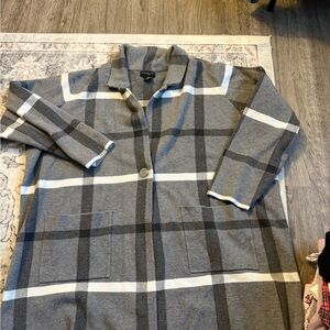 Adrienne Vittadini Gray & White Plaid Longline Coatigan
